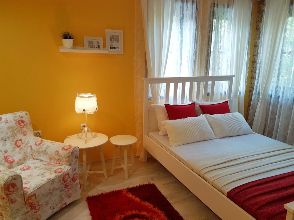 Hotel Minaliat Vek Szumen Zewnętrze zdjęcie