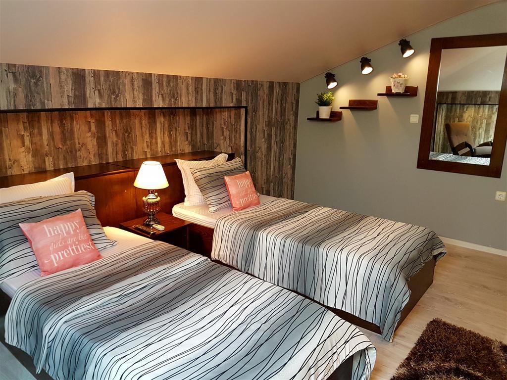 Hotel Minaliat Vek Szumen Zewnętrze zdjęcie