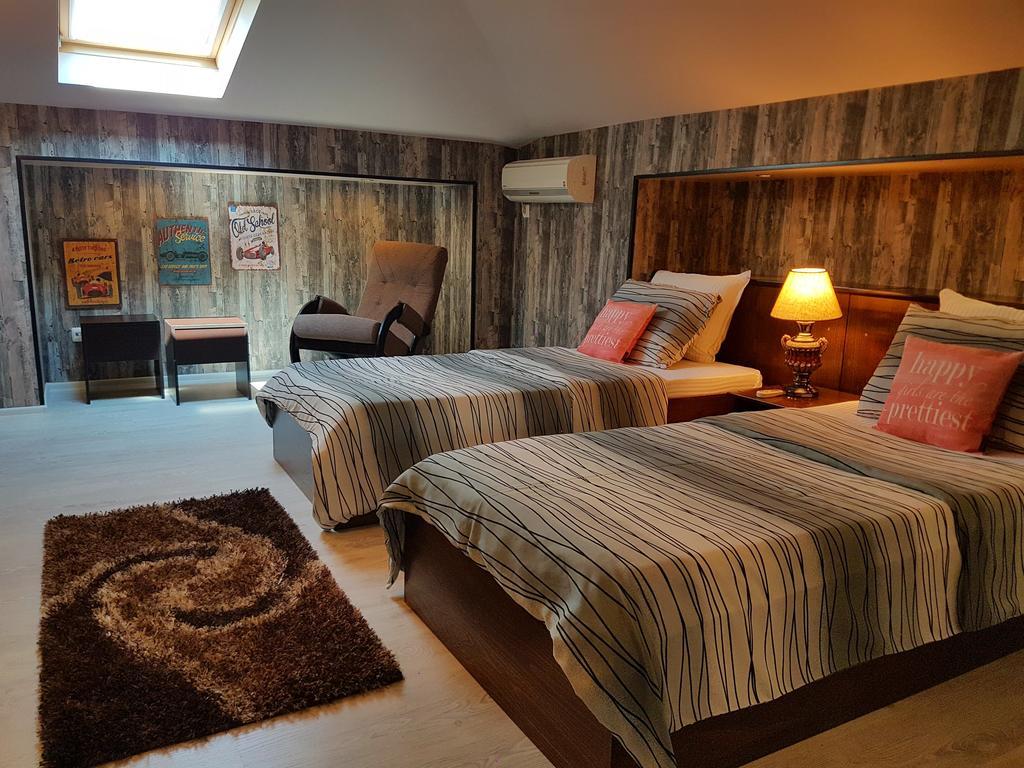 Hotel Minaliat Vek Szumen Zewnętrze zdjęcie